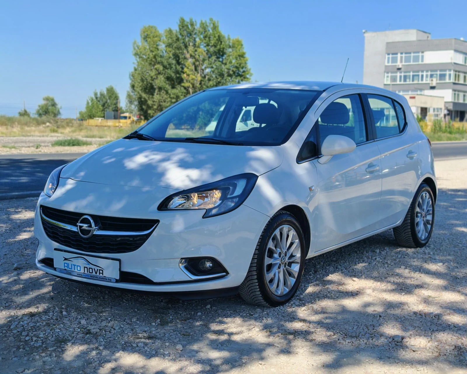 Opel Corsa 1.4 БЕНЗИН 90 К.С. ГАЗ УНИКАЛНО СЪСТОЯНИЕ!!!, снимка 3 - Автомобили и джипове - 55707866