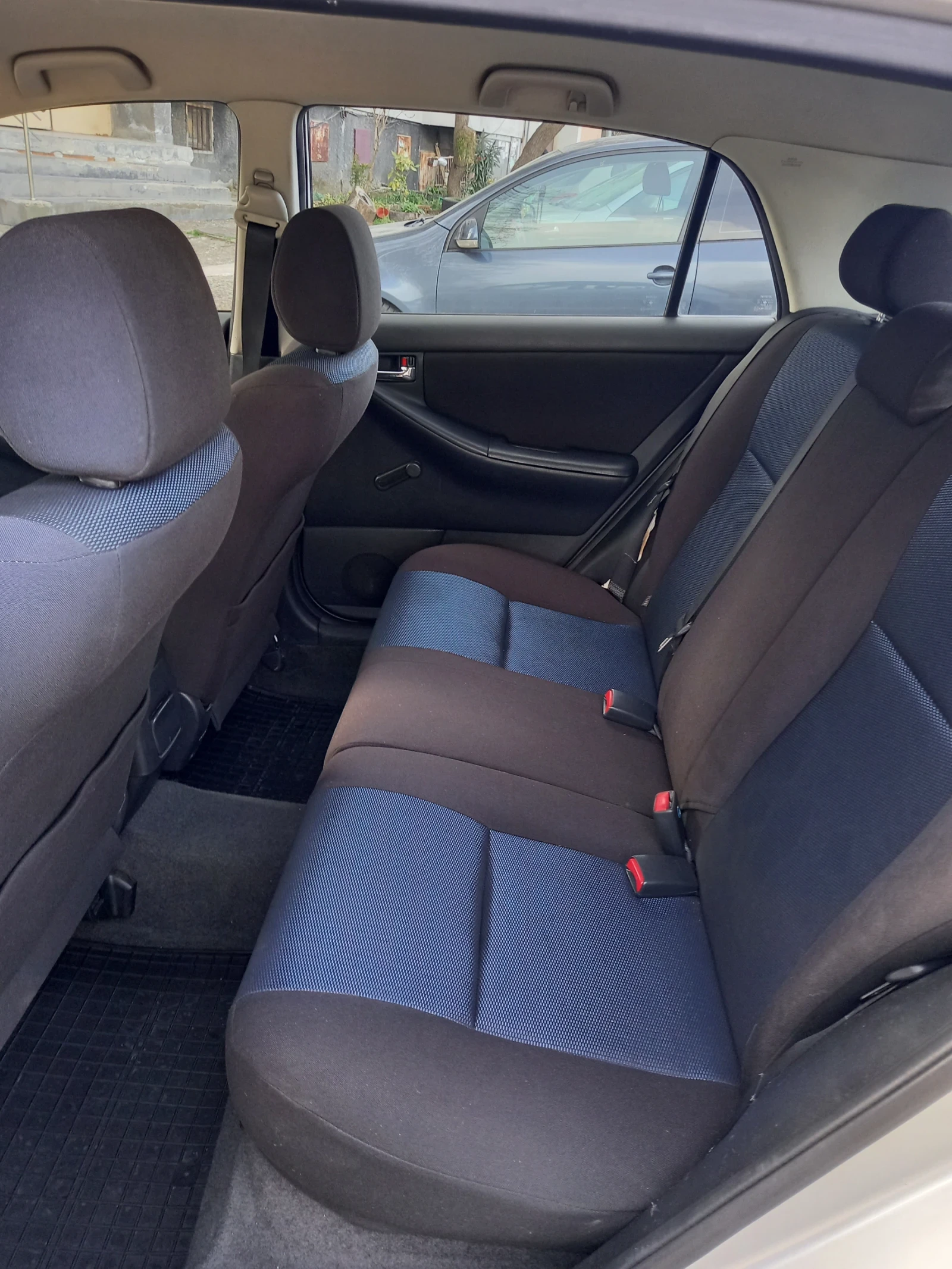 Toyota Corolla, снимка 3 - Автомобили и джипове - 55877655