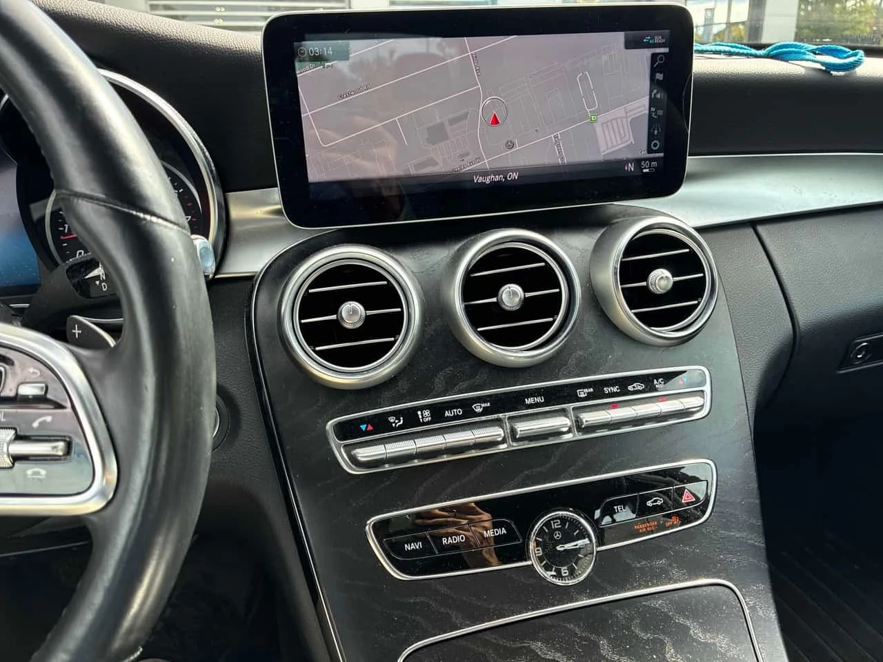 Mercedes-Benz C 300 * CARFAX * БЕЗ ПЪРВОНАЧАЛНА ВНОСКА, снимка 9 - Автомобили и джипове - 56254788