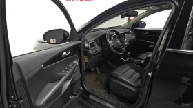 Kia Sorento 2.0T* PRESTIGE* КОЖА* ПОДГРЕВ* ОБДУХВ* НАВИ* КАМЕР, снимка 10