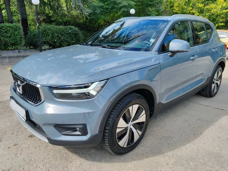 Volvo XC40 Plug in Hybrid T5 Two Engines, снимка 2 - Автомобили и джипове - 47534758