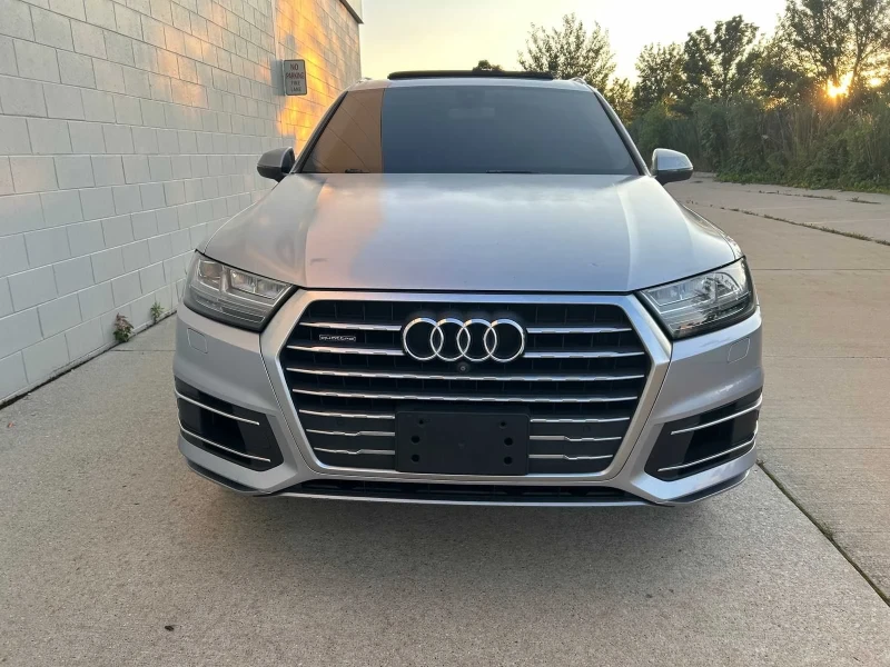 Audi Q7 3.0T, снимка 2 - Автомобили и джипове - 47857140