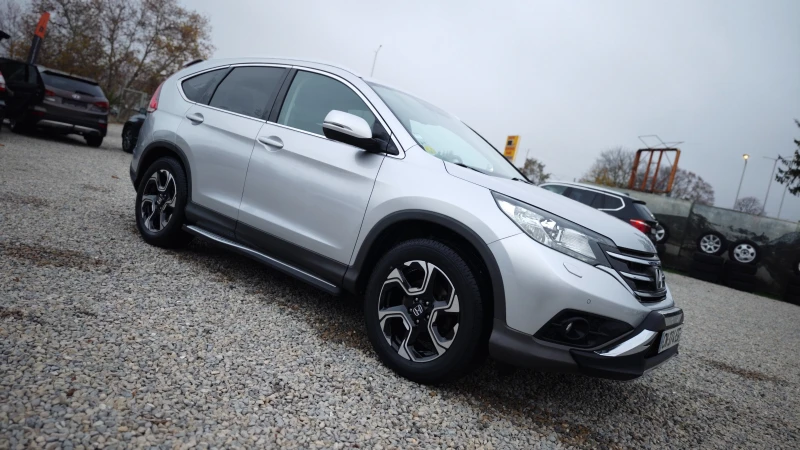 Honda Cr-v ПРОДАДЕНА 18.НОЕМВРИ.2025г, снимка 5 - Автомобили и джипове - 52399956