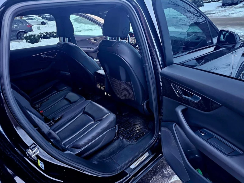 Audi Q7 * Progressiv * CARFAX * БЕЗ ПЪРВОНАЧАЛНА ВНОСКА, снимка 13 - Автомобили и джипове - 52918837