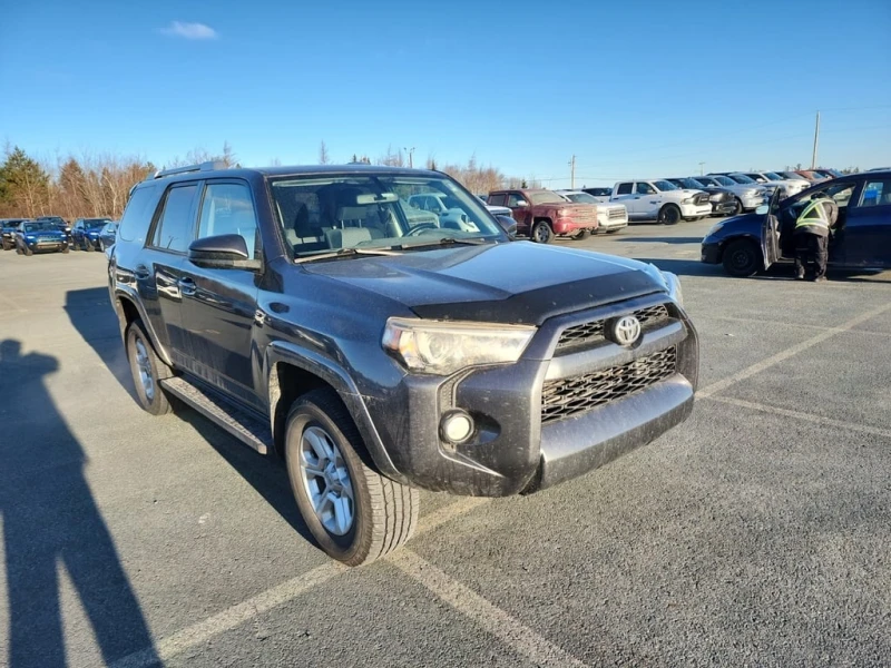 Toyota 4runner * SR5 * CARFAX * БЕЗ ПЪРВОНАЧАЛНА ВНОСКА, снимка 2 - Автомобили и джипове - 52999687