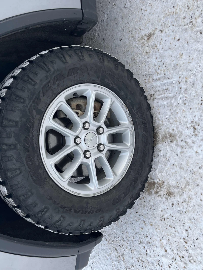 Jeep Grand cherokee 3.6L 6cyl 4WD, снимка 7 - Автомобили и джипове - 53250931