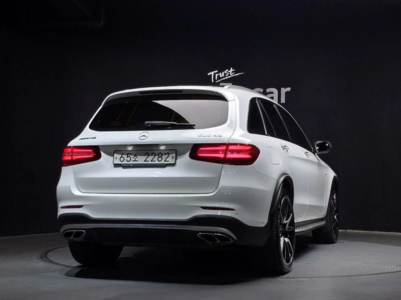 Mercedes-Benz GLC 43 AMG 4 MATIC* BURMESTER, снимка 4 - Автомобили и джипове - 54980927