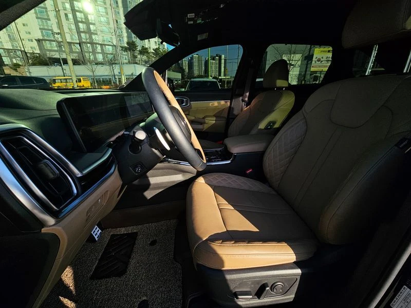 Kia Sorento 1.6 Automatic Хибрид Висок клас оборудване, снимка 9 - Автомобили и джипове - 55740511