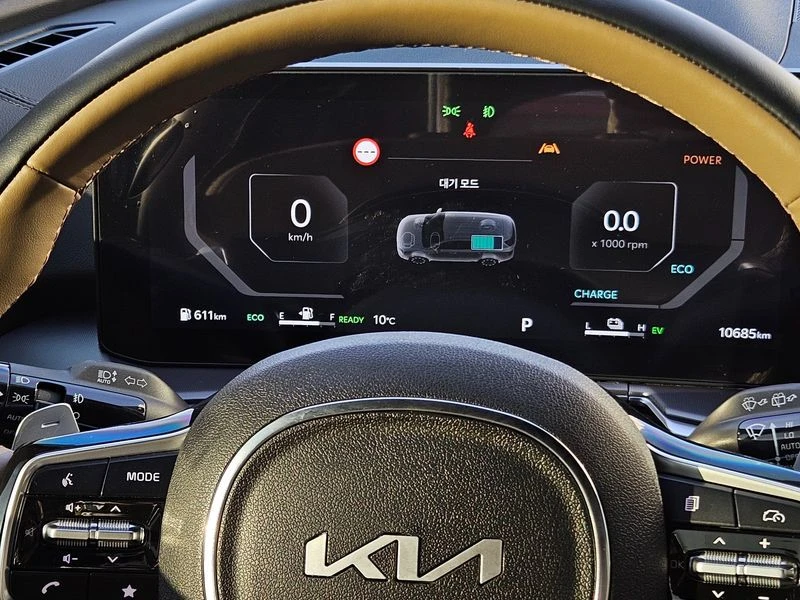 Kia Sorento 1.6 Automatic Хибрид Висок клас оборудване, снимка 12 - Автомобили и джипове - 55740511