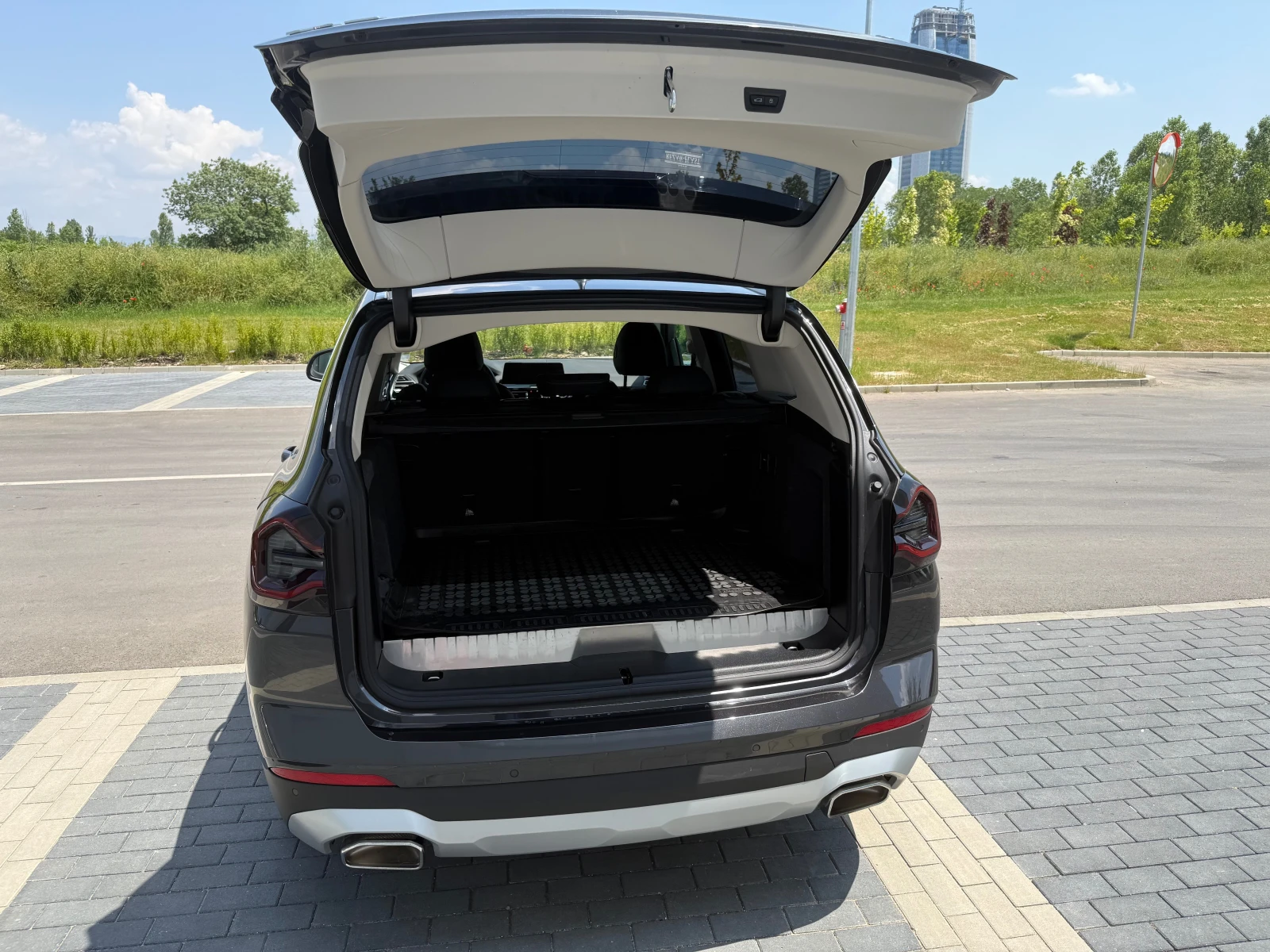 BMW X3 X-Drive 30e - изображение 9