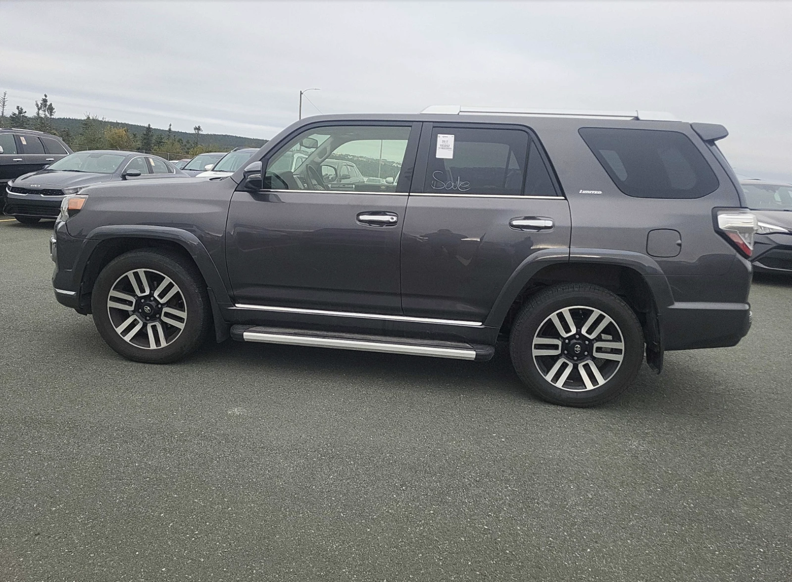 Toyota 4runner LIMITED 4WD 4DR V6 - изображение 3