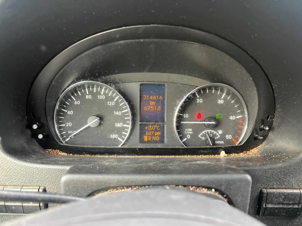 Mercedes-Benz 250 * 2500 170" * CARFAX * БЕЗ ПЪРВОНАЧАЛНА ВНОСКА - изображение 8