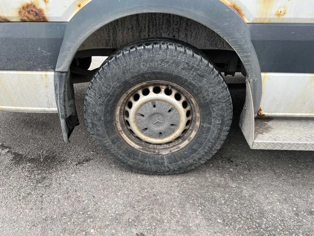 Mercedes-Benz 250 * 2500 170" * CARFAX * БЕЗ ПЪРВОНАЧАЛНА ВНОСКА - изображение 7