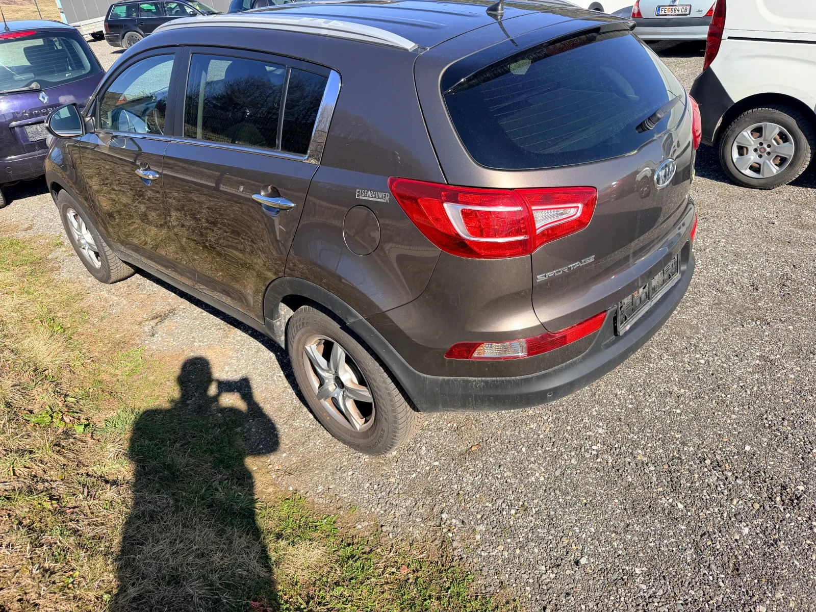 Kia Sportage 1.7 CRDI, снимка 15 - Автомобили и джипове - 53728038