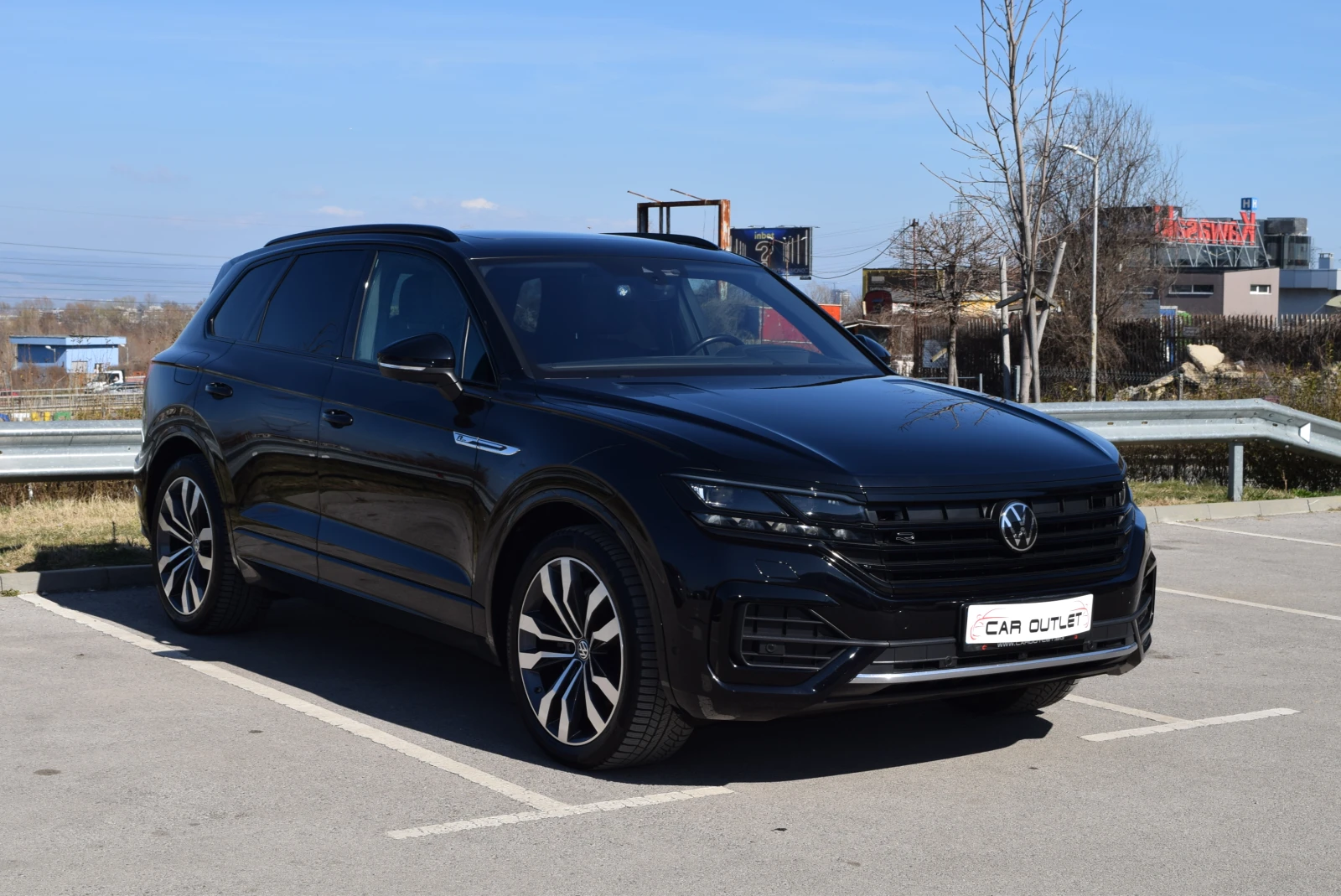 VW Touareg R-Line V6 4Motion, снимка 2 - Автомобили и джипове - 53826692