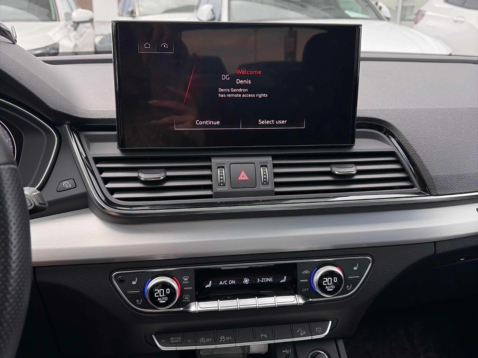 Audi Q5 Technik С РЕГИСТРАЦИЯ & АВТО КРЕДИТ , снимка 8 - Автомобили и джипове - 53894540