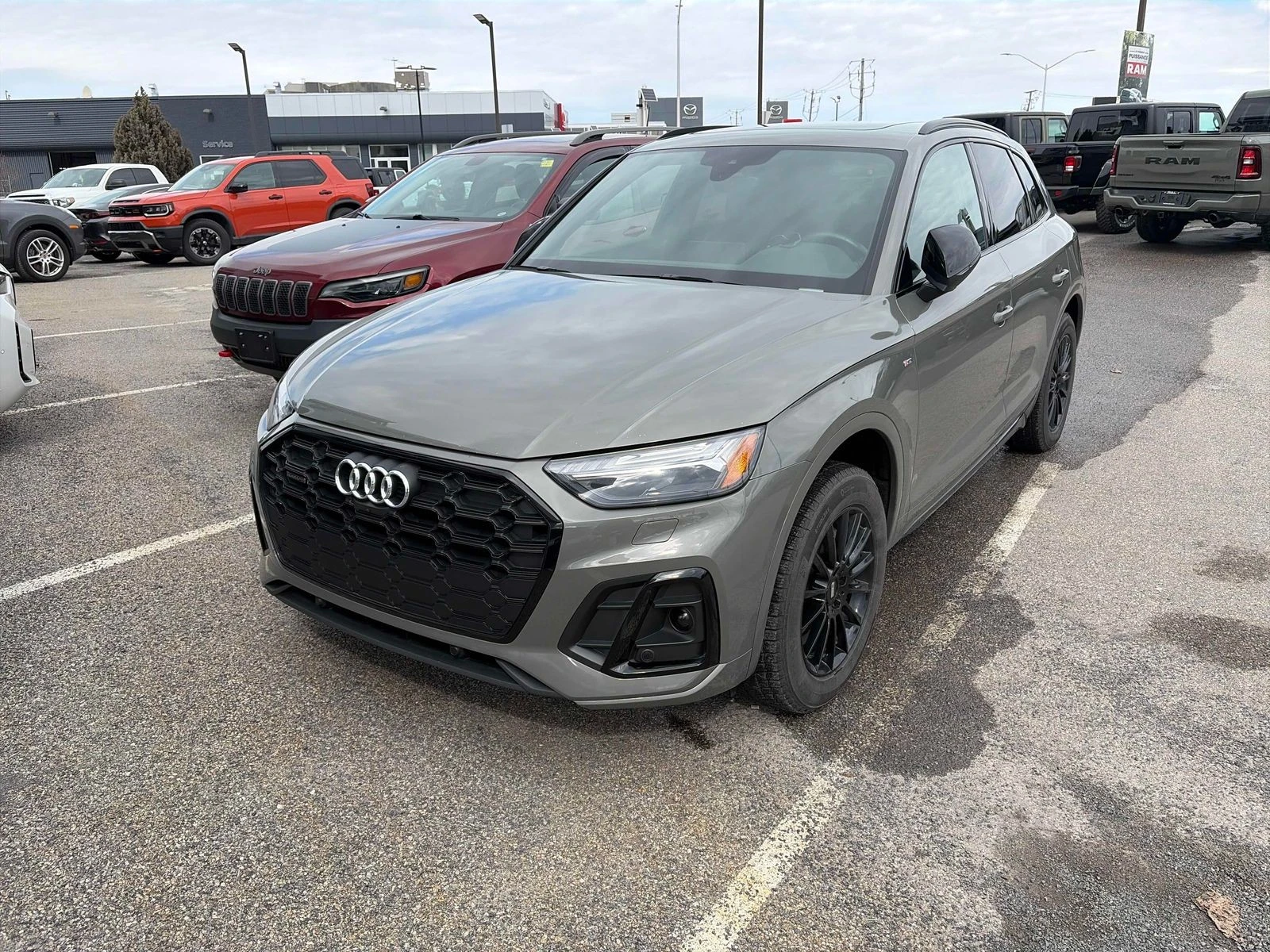 Audi Q5 Technik С РЕГИСТРАЦИЯ & АВТО КРЕДИТ 