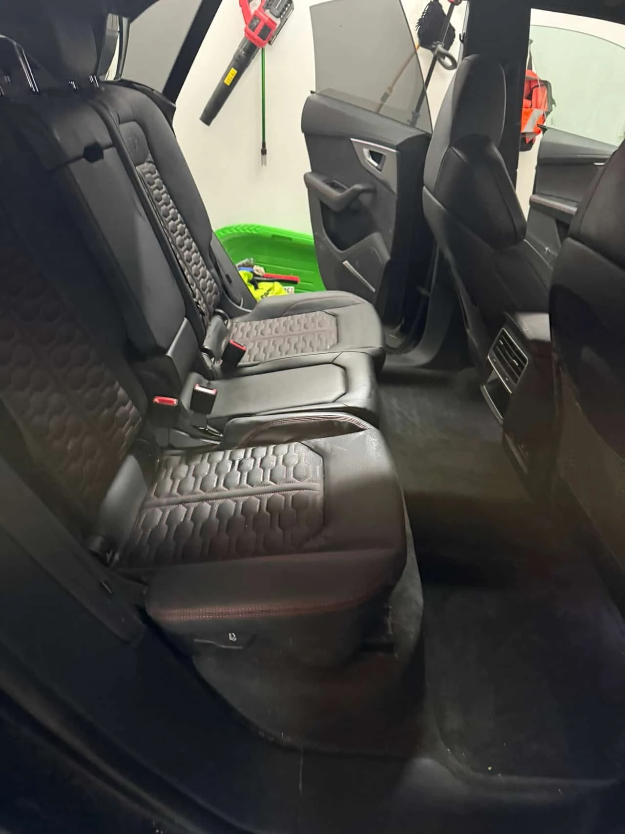 Audi RSQ8 | DISTRONIC| PANO| БЕЗ УДАРИ ПОДГРЕВИ| ОБДУХВАНE, снимка 13 - Автомобили и джипове - 53910540