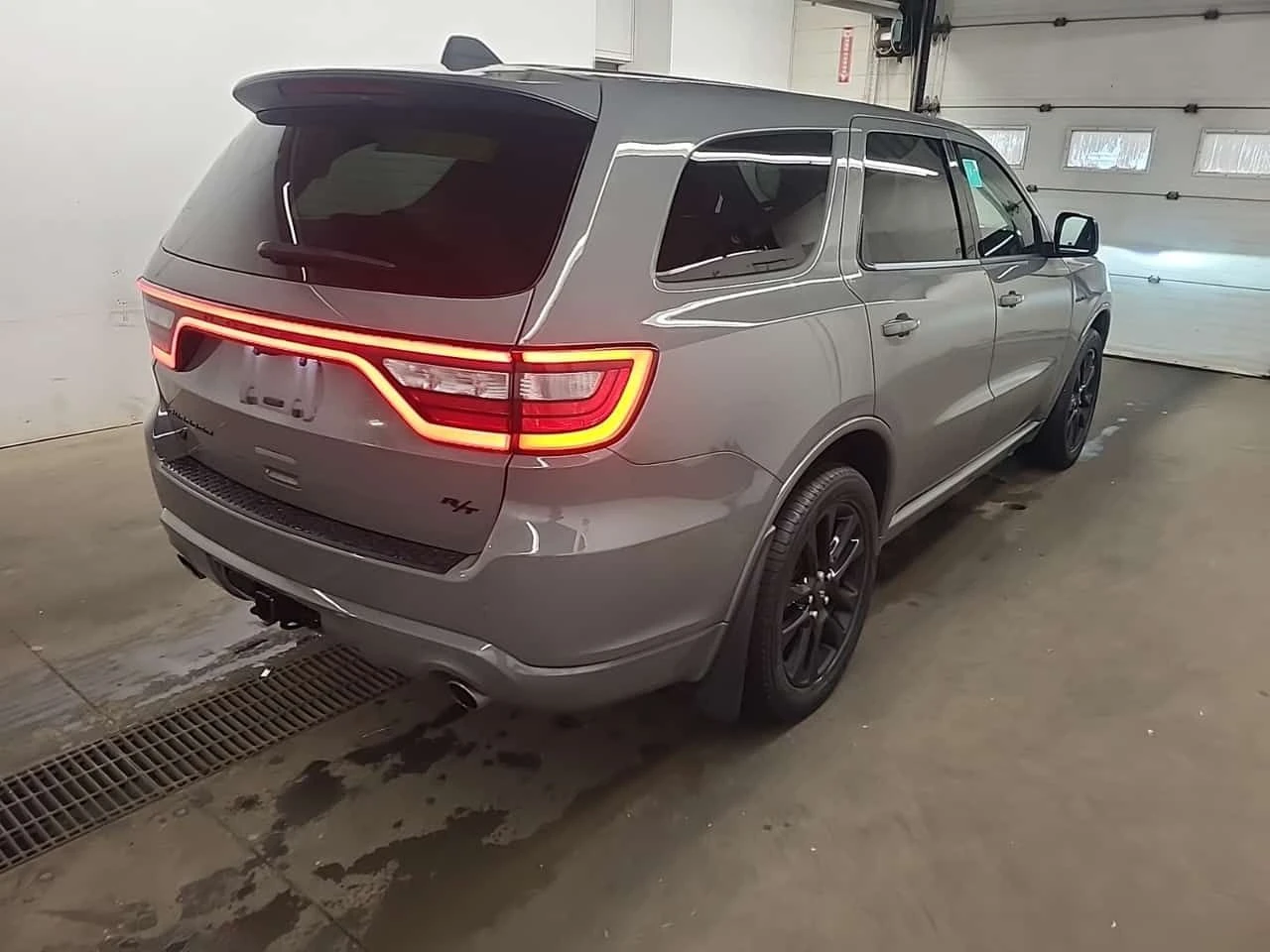 Dodge Durango * 4D Utility AWD | R/T * ПОДГРЕВИ * ОБДУХВАНЕ * , снимка 3 - Автомобили и джипове - 54304197
