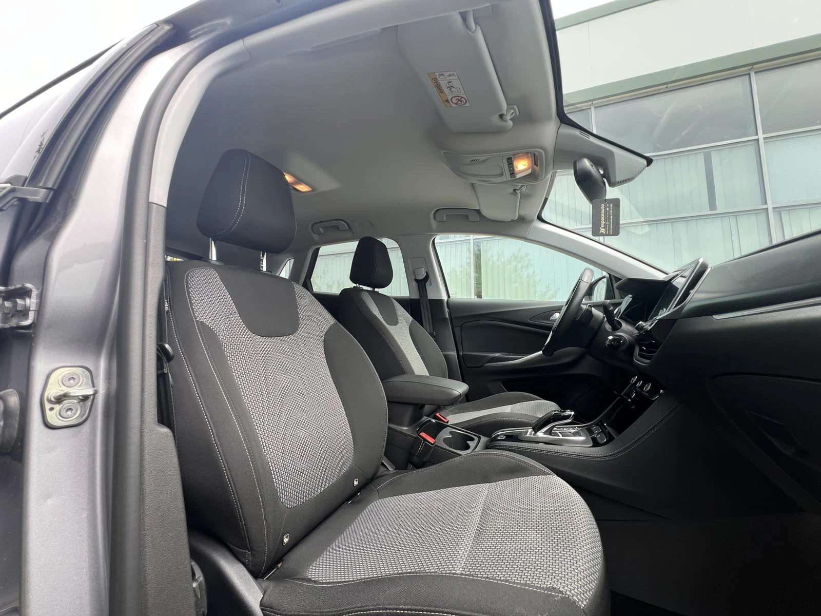 Opel Grandland 1.5d / 130 �.�. / 8-EAT / ELEGANCE | Mobile.bg � ����������� 12