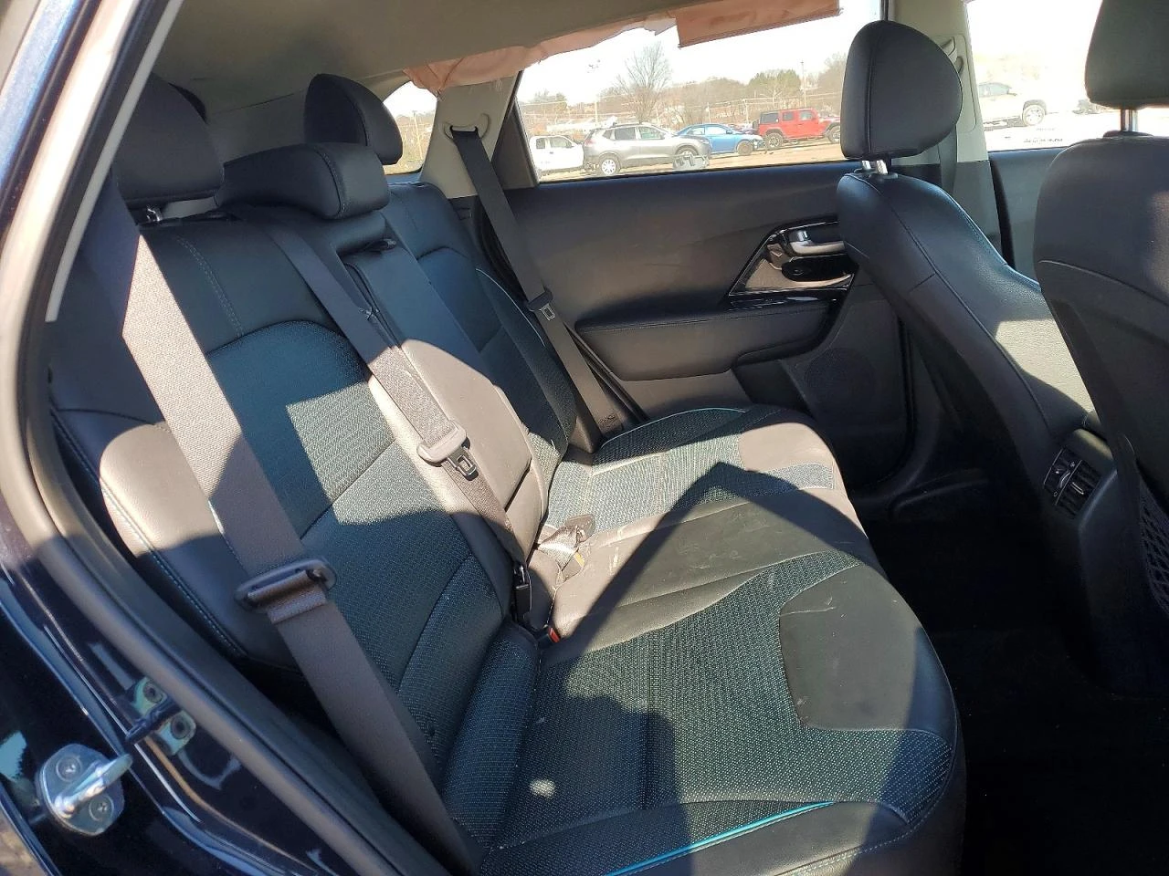 Kia Niro Ex Premium, снимка 11 - Автомобили и джипове - 54654539