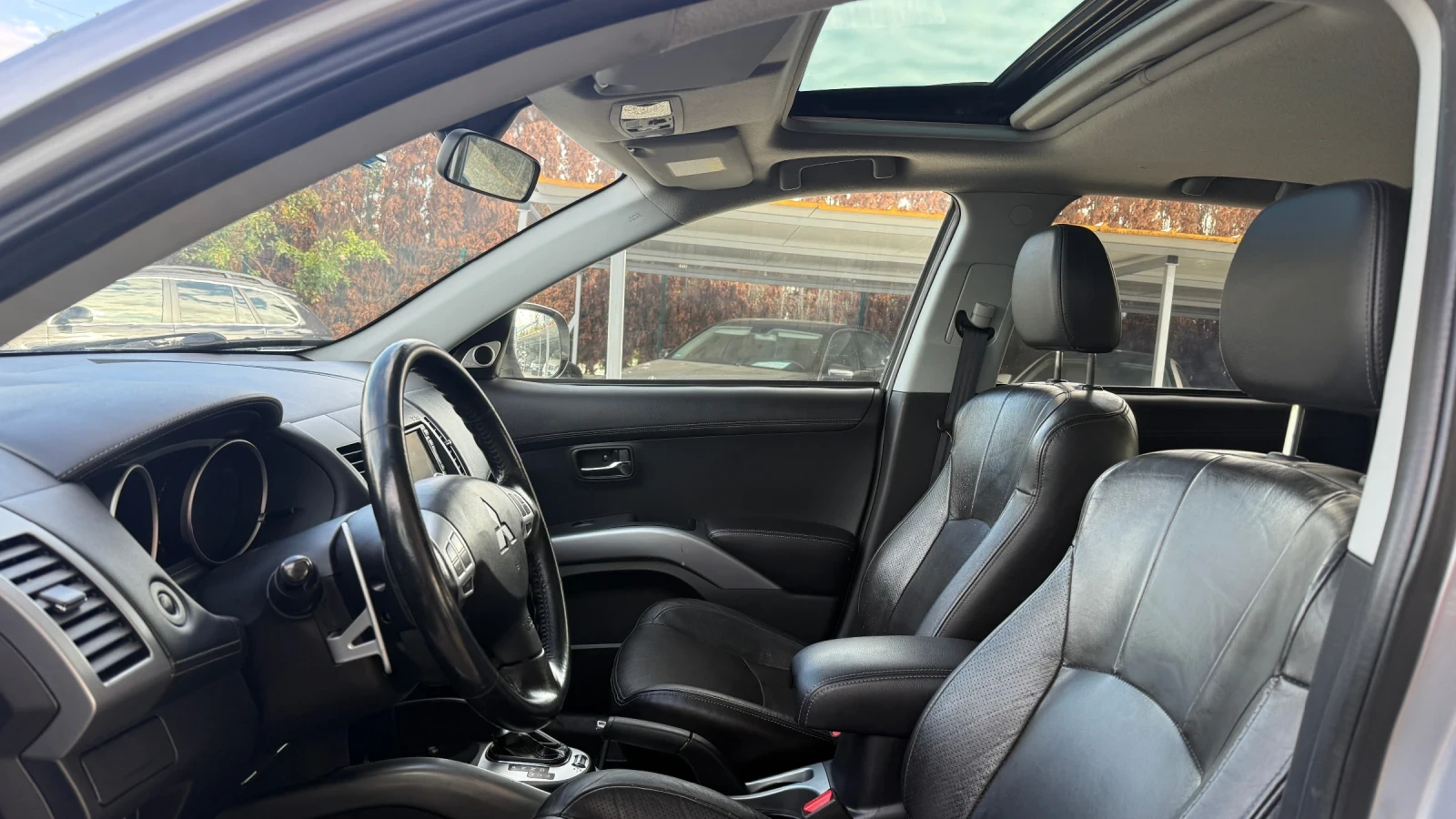 Mitsubishi Outlander 2.2 D 156 ps, снимка 7 - Автомобили и джипове - 56681771