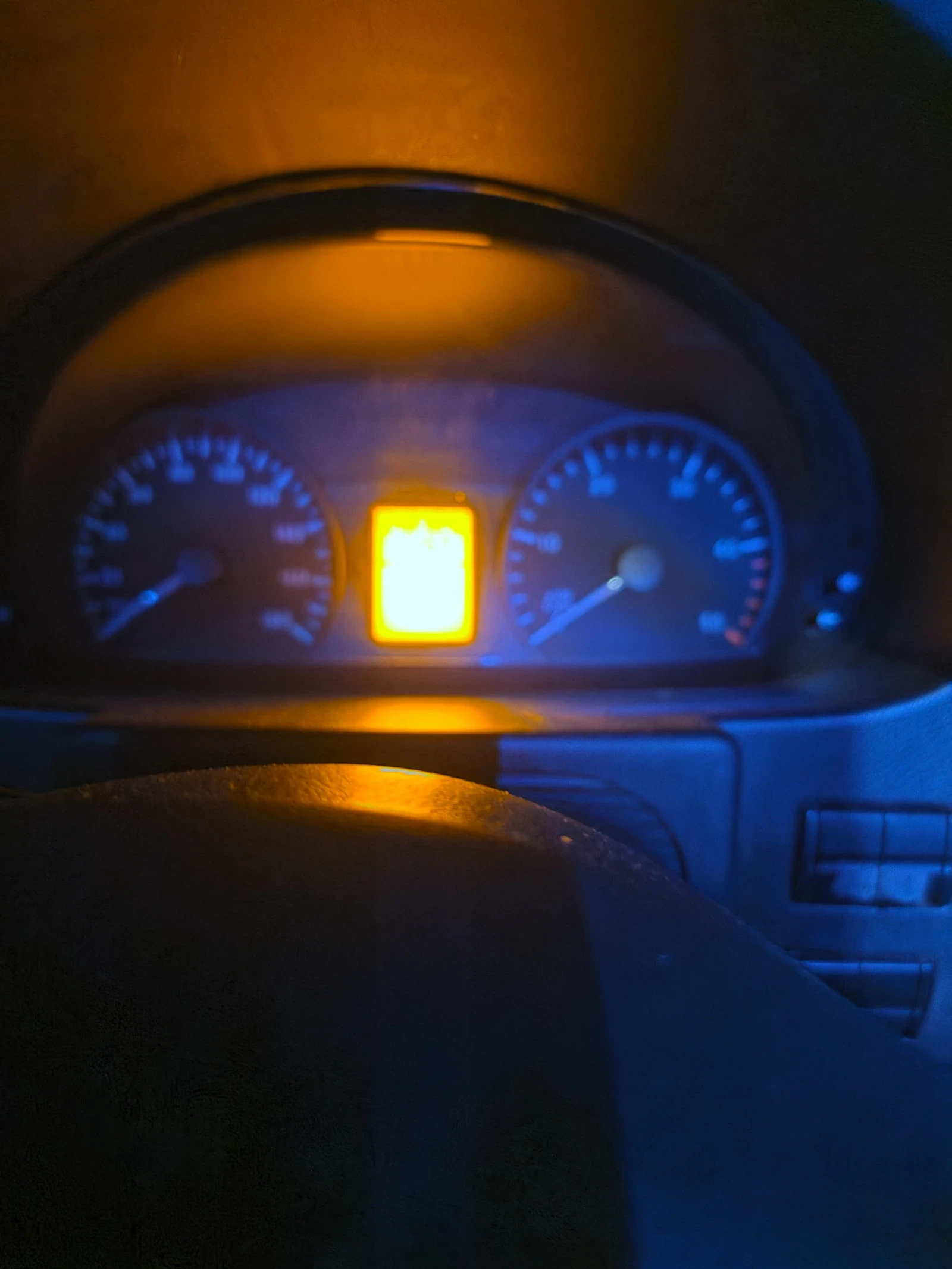 Кемпер Mercedes-Benz 319 CDI, снимка 8 - Каравани и кемпери - 55931632
