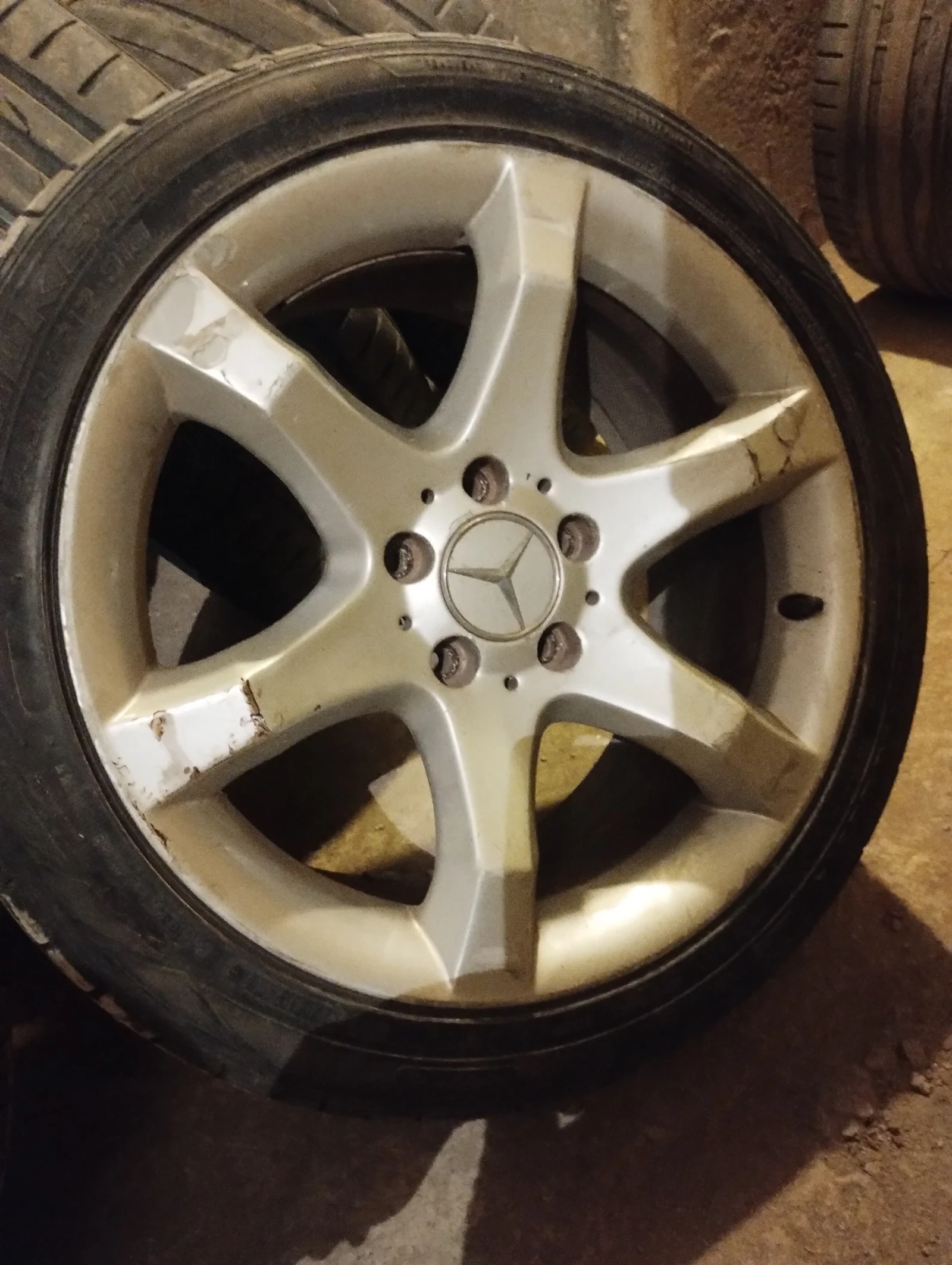 Джанти за Mercedes-Benz B 220, снимка 3 - Гуми и джанти - 55986663