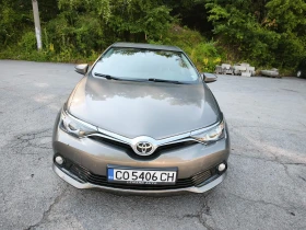 Toyota Auris хечбек, снимка 2