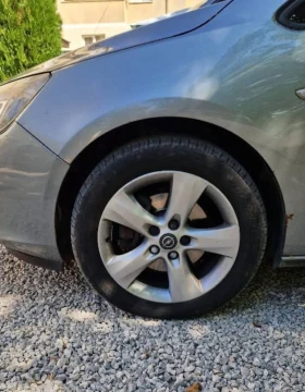 Opel Astra 1.7 CDTI - 3750 € / 7334.36 лв. - 57903613 5