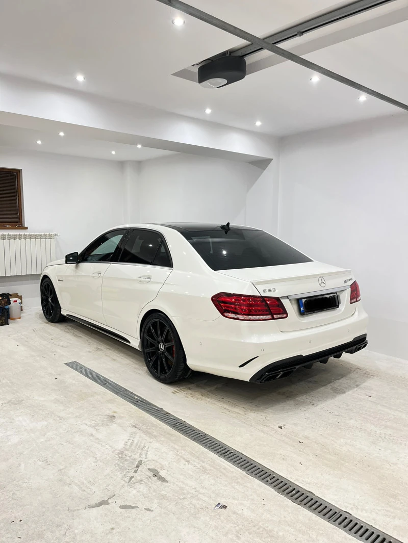 Mercedes-Benz E 63 AMG S, снимка 7 - Автомобили и джипове - 45642543