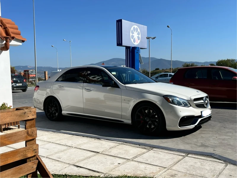 Mercedes-Benz E 63 AMG S, снимка 1 - Автомобили и джипове - 45642543