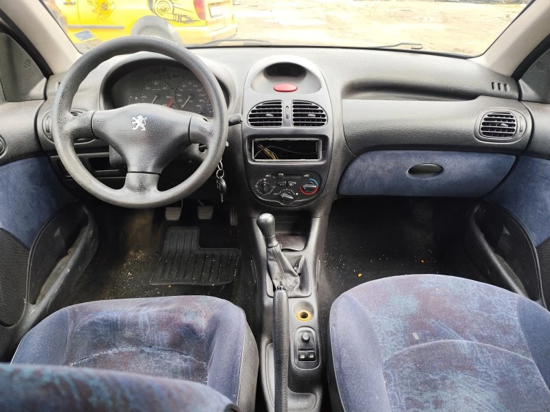 Peugeot 206 1.4, снимка 4 - Автомобили и джипове - 44599363