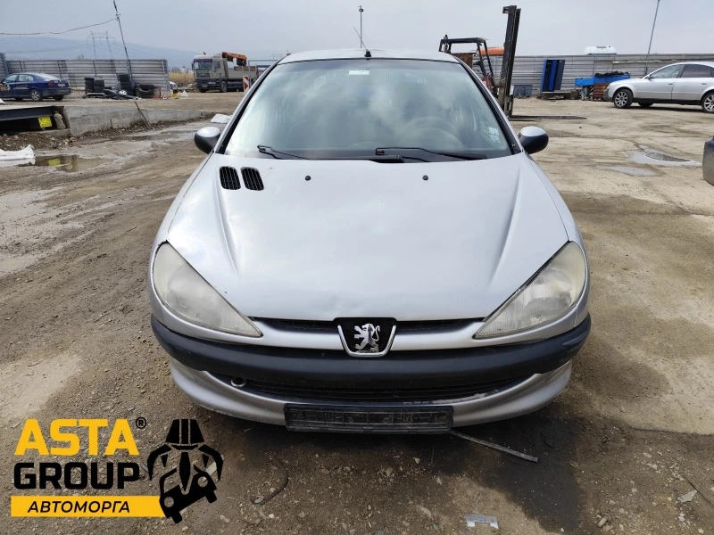 Peugeot 206 1.4, снимка 1 - Автомобили и джипове - 44599363