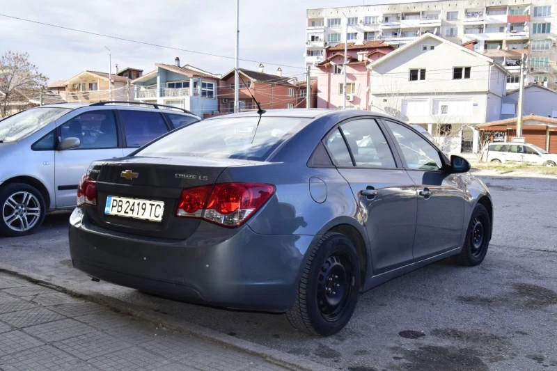 Chevrolet Cruze, снимка 2 - Автомобили и джипове - 48666067