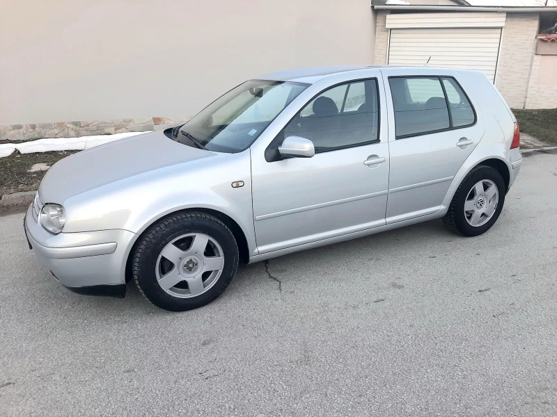 VW Golf 1.6iSR.101к.+ ГАЗ ИНЖЕКЦИОН + КЛИМА , снимка 4 - Автомобили и джипове - 48719489