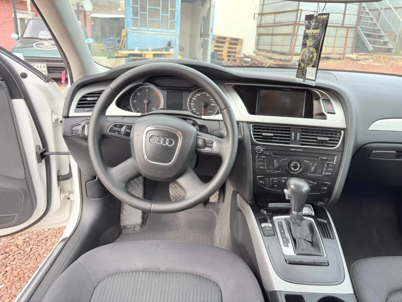 Audi A4, снимка 15 - Автомобили и джипове - 49535925