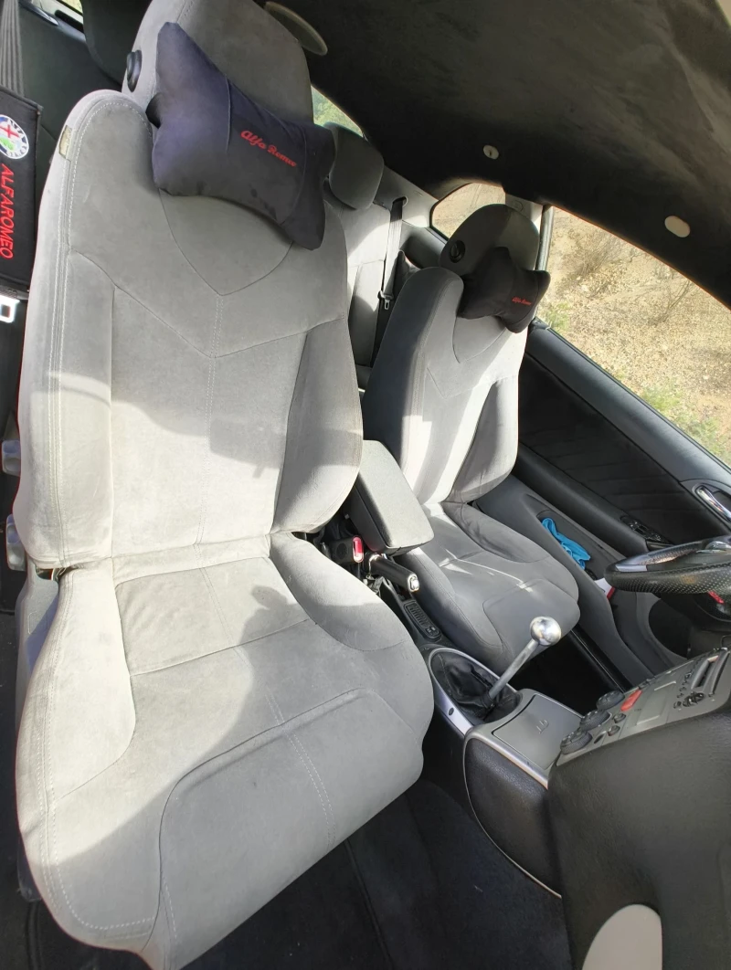 Alfa Romeo Gt 1.8 TS - Газ / бензин , снимка 11 - Автомобили и джипове - 53106348