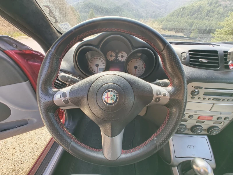 Alfa Romeo Gt 1.8 TS - Газ / бензин , снимка 14 - Автомобили и джипове - 53106348