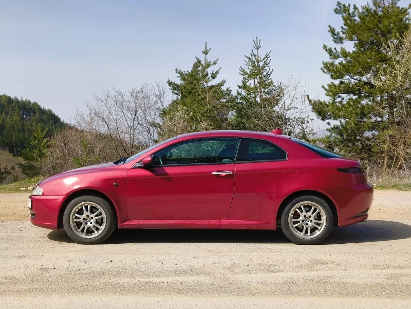 Alfa Romeo Gt 1.8 TS - Газ / бензин , снимка 5 - Автомобили и джипове - 53106348