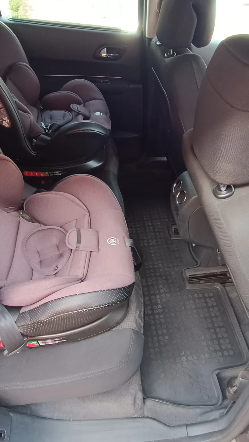 Peugeot 3008 109к.с-здравият мотор, здравата кутия, Grip contro, снимка 11 - Автомобили и джипове - 52469177