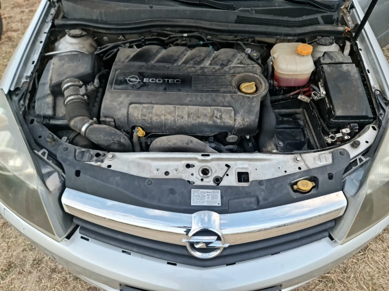 Opel Astra GTC 1.9 cdti, снимка 7 - Автомобили и джипове - 51685366