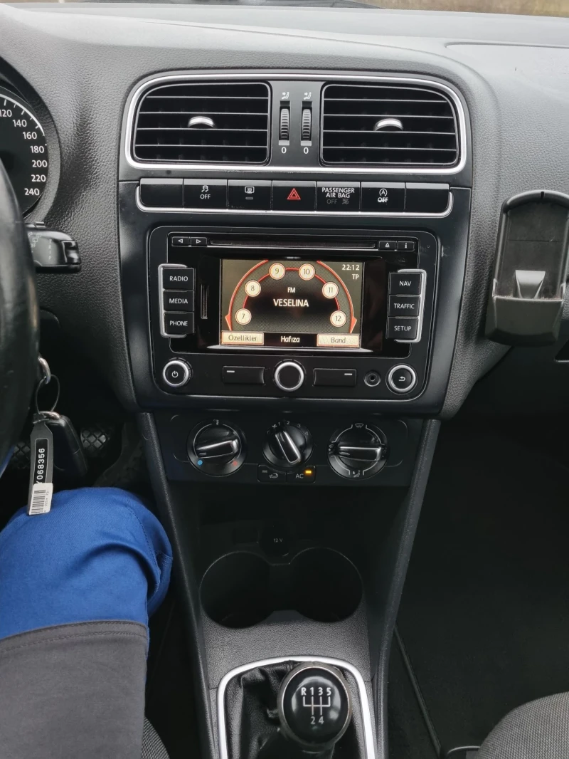 VW Polo 1.6tdi 90 коня 176565км , снимка 12 - Автомобили и джипове - 52885838