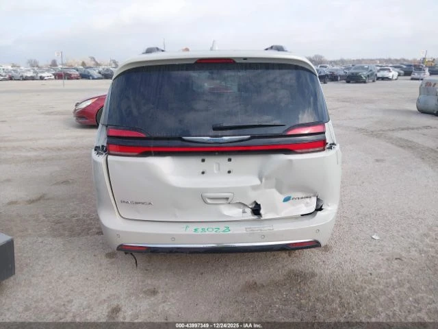Chrysler Pacifica HYBRID LIMITED - изображение 5