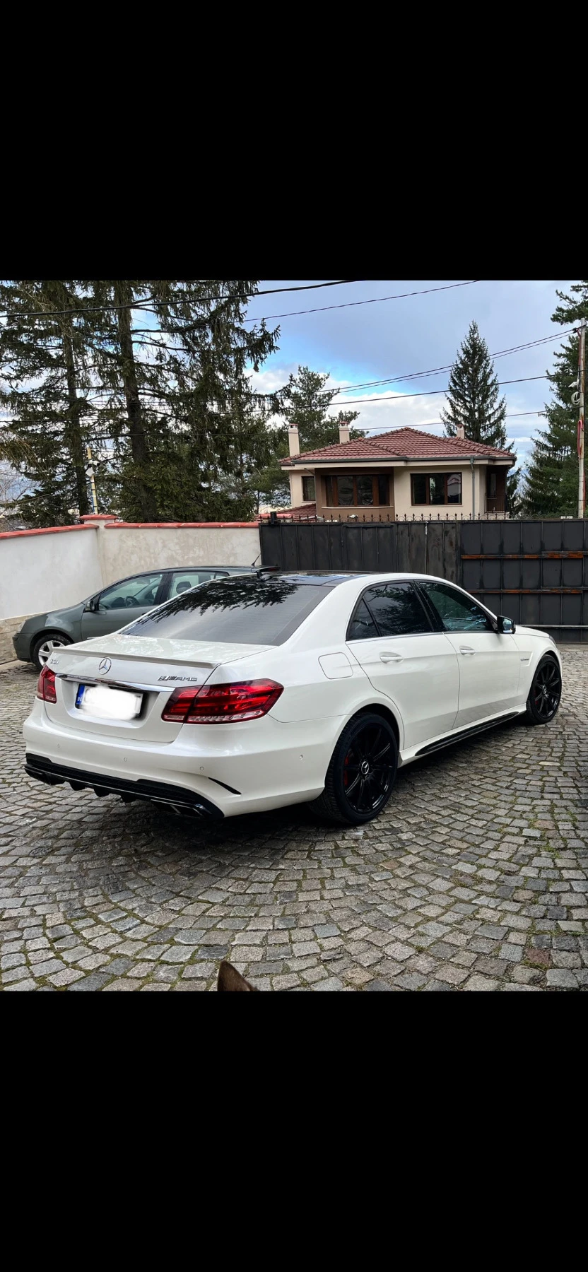 Mercedes-Benz E 63 AMG S - изображение 10