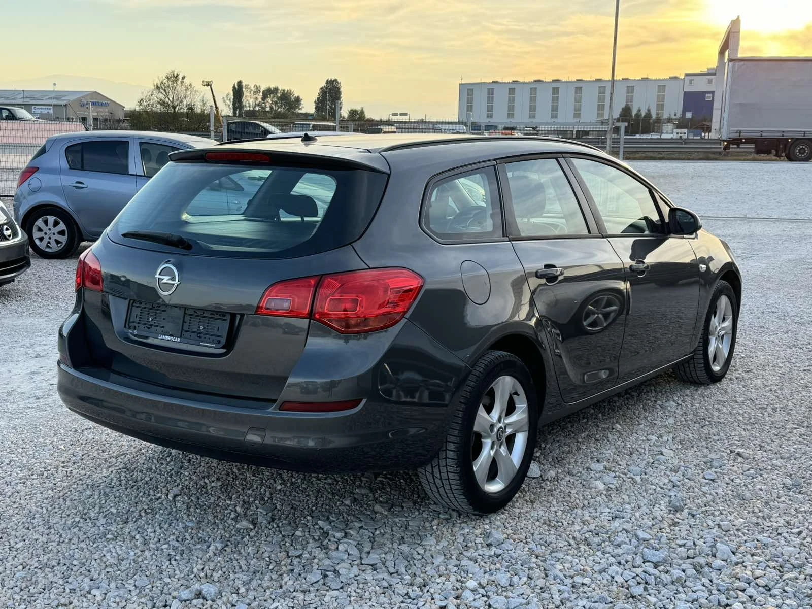 Opel Astra 1.7CDTI - изображение 4