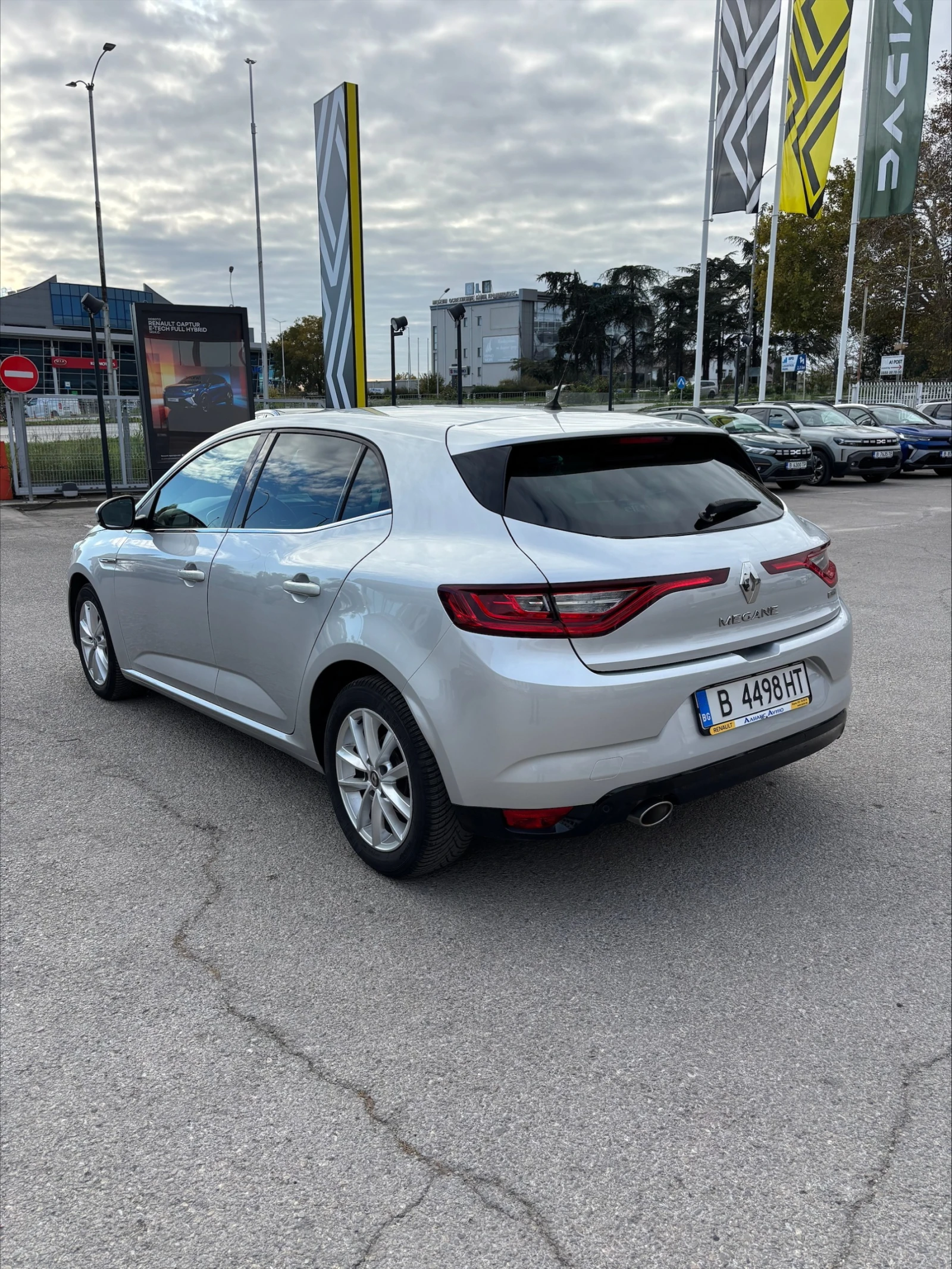 Renault Megane Intens - изображение 7