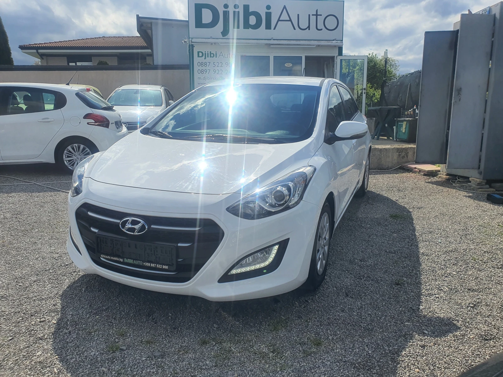 Hyundai I30 1.4i 100k.c navi kamera euro6 - изображение 3