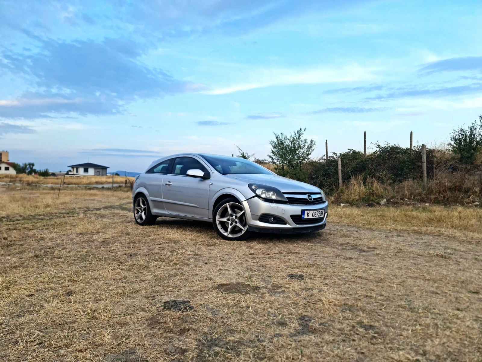 Opel Astra GTC 1.9 cdti - изображение 5