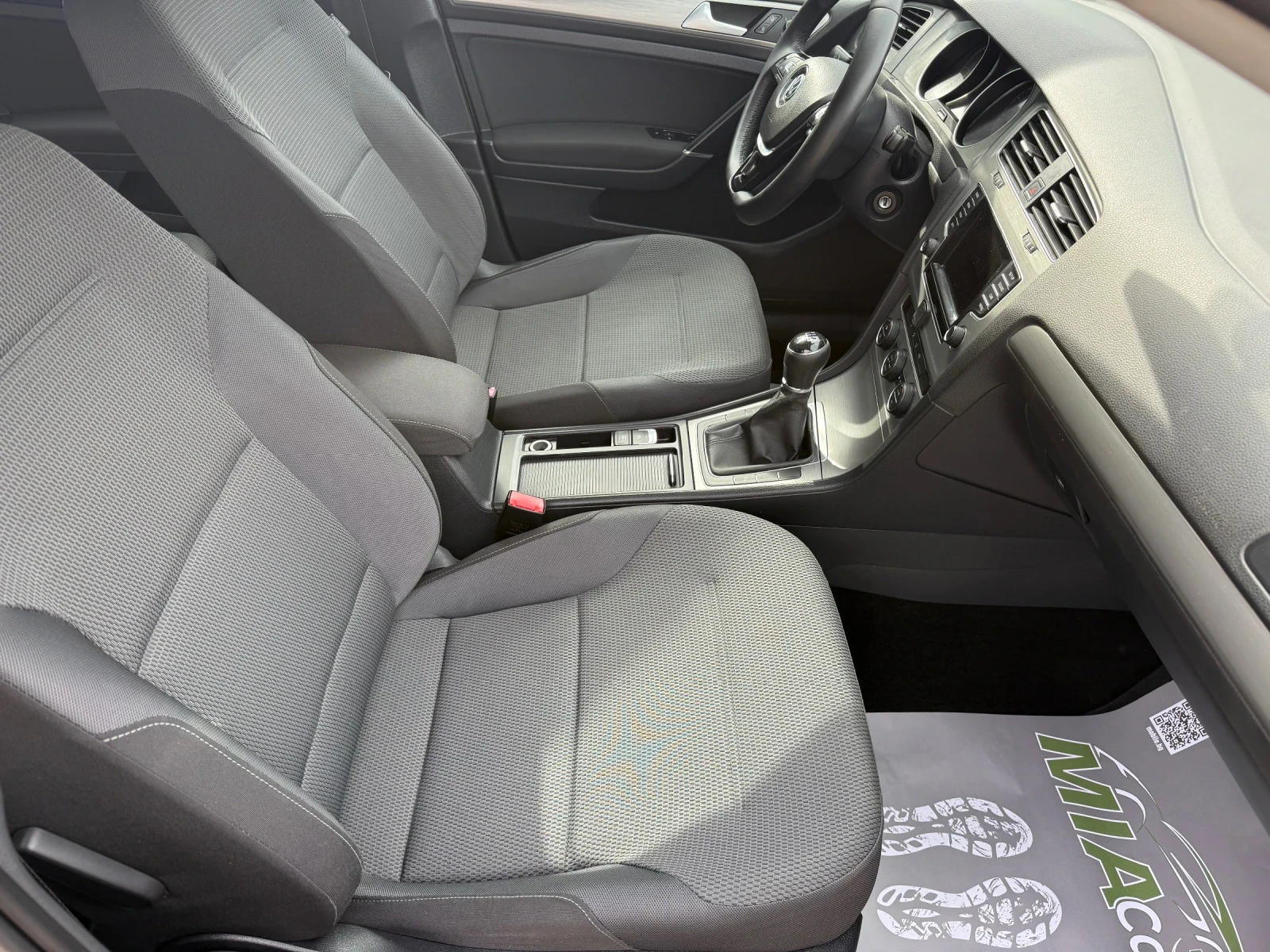 VW Golf 1.6TDI 110h.p    | Mobile.bg   12